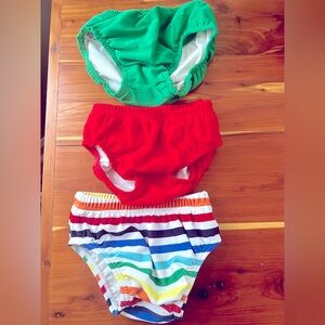Primary swim diapers